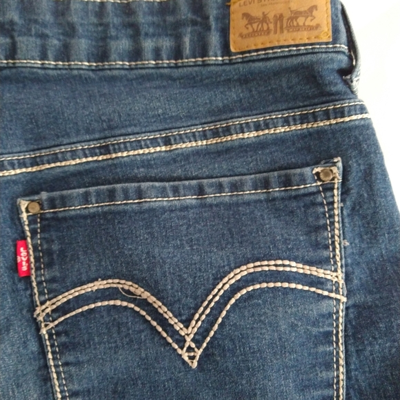 Levi's shorts size 11 juniors - Picture 6 of 8